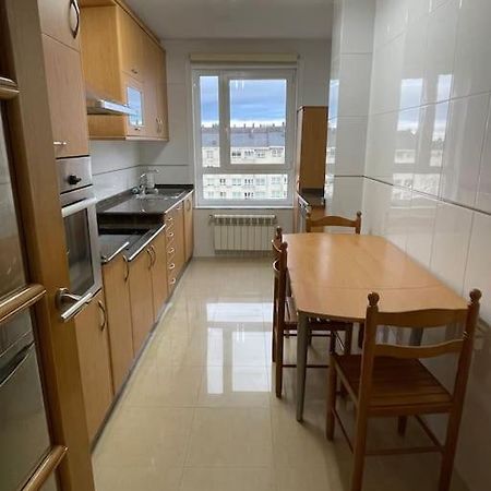 Apartamento Lugo Ciudad מראה חיצוני תמונה